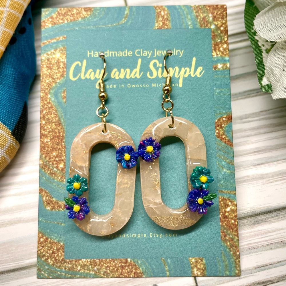 Clay and Simple flower hoop earrings